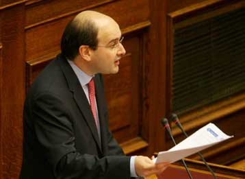 Σε επιτροπή αναθέτει ο Κ.Χατζηδάκης το σχεδιασμό για το μέλλον της Ολυμπιακής