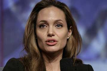 Στην Βαγδάτη η Αντζελίνα Τζολί για την προώθηση βοήθειας προς τους πρόσφυγες