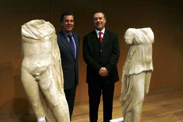 Στο Μουσείο Βουθρωτού της Αλβανίας επιστρέφουν δύο μαρμάρινα αγάλματα