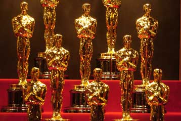 «Τελειώνει ο χρόνος» για μια συμφωνία με τους σεναριογράφους, λέει η Ακαδημία