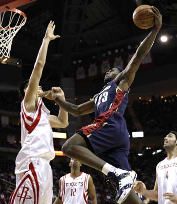 Στο δρόμο των επιτυχιών οι Ρόκετς με την ένατη νίκη στους τελευταίους δέκα αγώνες