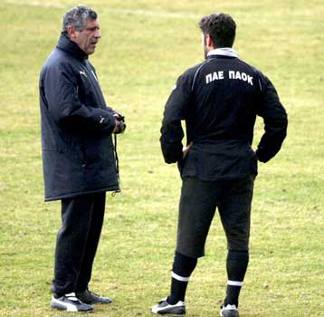 Χωρίς πίεση αλλά με πνεύμα… δικεφάλου θέλει τον ΠΑΟΚ στο ντέρμπι ο Σάντος