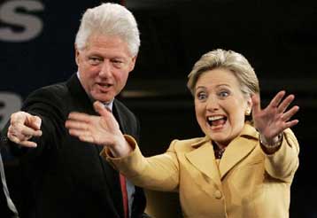 Μετανιωμένος ο Μπιλ Κλίντον για τα επικριτικά του σχόλια κατά του Μπάρακ Ομπάμα