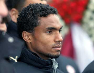 Με Λεονάρντο, Μπελούτσι αλλά χωρίς Λούα Λούα ο Ολυμπιακός στη Νέα Σμύρνη