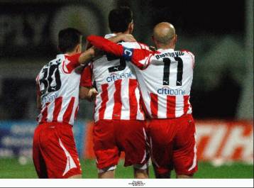 «Ξύπνησε» ο Ολυμπιακός και 4-0 μετά «μουσικής» τον Πανιώνιο, επεισόδιο με Π. Κόκκαλη