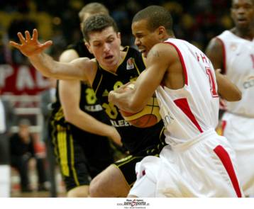 Έκανε το «2Χ2» ο Ολυμπιακός επί του Αρη, τον νίκησε και στο πρωτάθλημα