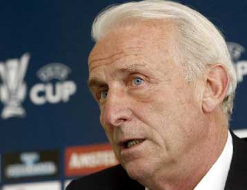 Κοντά σε συμφωνία Τραπατόνι και εθνική Ιρλανδίας