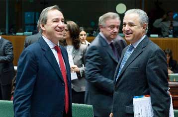 Η διεθνής οικονομική κρίση επί τάπητος σε Eurogroup-Ecofin