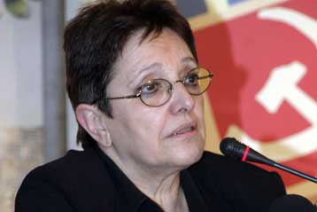 Ζητούμενο η εναλλακτική πρόταση εξουσίας, λέει η Αλ.Παπαρήγα σε συγκέντρωση καλλιτεχνών