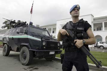 Εύθραυστη ηρεμία στο Ανατολικό Τιμόρ μετά τη διπλή δολοφονική απόπειρα