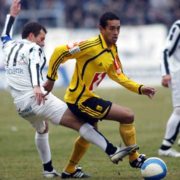 Σε απολογία κλήθηκαν Γεωργιάδης και Τζιμπούρ από τον αθλητικό δικαστή