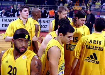 Κακό ξεκίνημα για τον Αρη στους «16», ηττήθηκε 96-88 από τη Φενέρμπαχτσε / Ουλκέρ