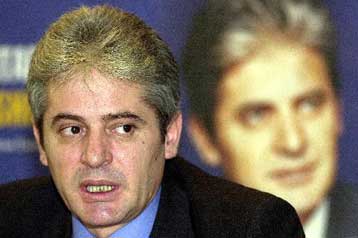 Καθησυχαστικοί οι Αλβανοί της ΠΓΔΜ έναντι φόβων μεγαλοϊδεατισμού λόγω Κοσόβου