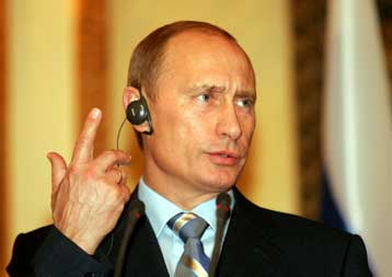 Δηλώσεις Πούτιν και εσωτερικό σημείωμα του ΟΗΕ βάζουν «φωτιά» στη Λευκωσία