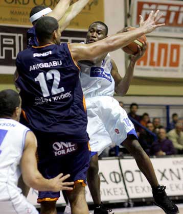 «Ζωντανός» ο ΑΓΟΡ με 78-71 την Ολύμπια