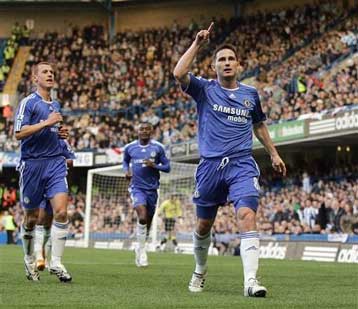 Προσγείωση με καθυστέρηση δύο ωρών για τσάρτερ της Τσέλσι