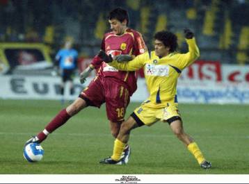 Παρά την 45λεπτη καθυστέρηση και την αποβολή, ο Αρης 2-0 τον Αστέρα