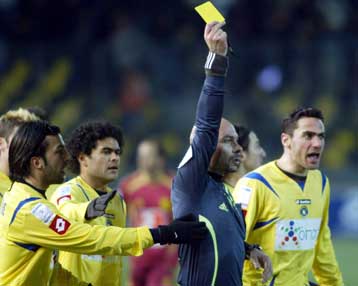 Για ανακρίβειες στη σύνταξη του ΦΑ κατηγορεί τον Κάκκο ο Αγγελάκης