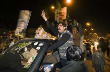 Νίκη της αντιπολίτευσης στις βουλευτικές εκλογές του Πακιστάν