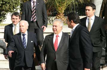 Στην Αθήνα ο Μ.Νίμιτς εν όψει της πρότασης για την ονομασία της ΠΓΔΜ