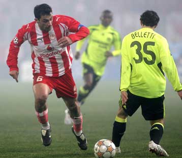 Αξίζαμε ένα γκολάκι, συμφώνουν οι παίκτες του Ολυμπιακού