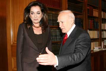 «Πυρετός» επαφών με φόντο τη νέα πρόταση Νίμιτς για την ΠΓΔΜ