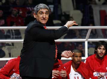 Ανταγωνιστικότητα ζήτησε ο Γιαννάκης κόντρα στη Ρεάλ