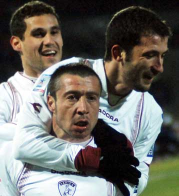 Ανακοίνωση διάψευσης περί κακών σχέσεων στη Λάρισα