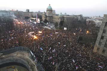 Επεισοδιακή διαδήλωση στο Βελιγράδι κατά της ανεξαρτησίας του Κοσόβου
