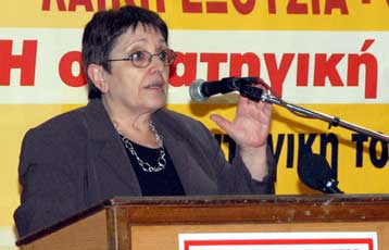 Ανοιχτό αφήνει η Αλ.Παπαρήγα το ενδεχόμενο αποχώρησης από την ηγεσία του ΚΚΕ