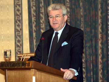 Η αγορά έχει ανάγκη από ελέγχους, όχι από επιπλέον κανόνες, λένε οι επιχειρηματίες