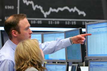 Σε θετικό κλίμα έκλεισε την εβδομάδα η Νέα Υόρκη, πτωτικά η Ευρώπη