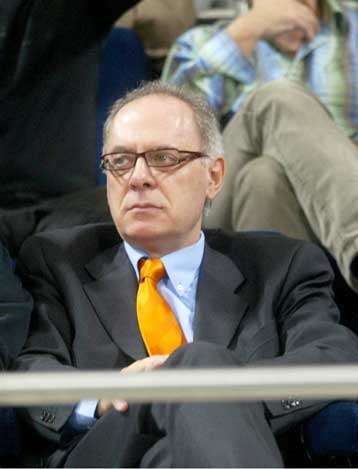 Στήριξη Θ.Τζεβελέκη στους παίκτες του Αρη