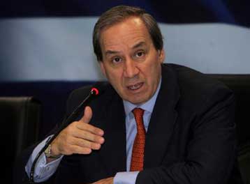 Καταργείται το χαρτόσημο στα ασφαλιστικά συμβόλαια από το 2009