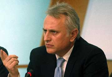 Στην Επιτροπή Καταστατικού τα «παρατράγουδα» στις εκλογές συνέδρων του ΠΑΣΟΚ