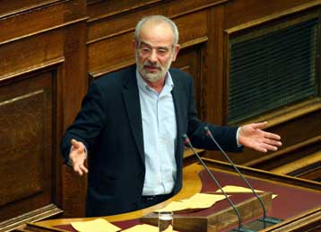 «Σε άλλες όχθες» ΠΑΣΟΚ και ΣΥΡΙΖΑ λέει ο Αλ.Αλαβάνος για την περίπτωση συνεργασίας