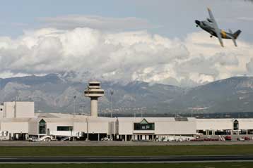 Ενδελεχή έρευνα για τις μυστικές πτήσεις της CIA ζητά η Διεθνής Αμνηστία