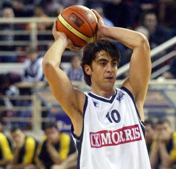 Καλά νέα από Κουτλουάι και Ντιαρά για τον Φλεβαράκη, αναμονή για Βεργίνη