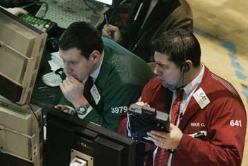 Οριακές διακυμάνσεις σε Γουόλ Στριτ και ευρωπαϊκά χρηματιστήρια την Τετάρτη