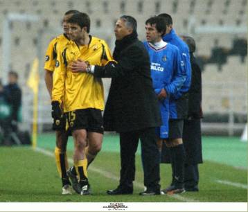 Ξεκίνημα προετοιμασίας με τραυματισμό του Κονέ στην ΑΕΚ