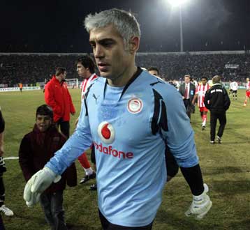 Πλήγμα στην αξιοπιστία κατάφερε η ποινή στον Νικοπολίδη, εκτιμά ο Ολυμπιακός