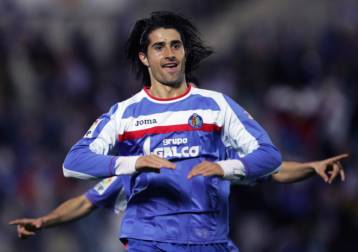 Με το ένα πόδι στον τελικό η Χετάφε, 3-1 τη Ρασίνγκ Σανταντέρ