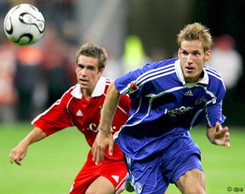 Το πρωτάθλημα Γερμανίας περνά από το «Αουφ Σάλκε Αρένα»