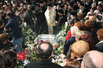 Μνημόσυνο για τον μακαριστό αρχιεπίσκοπο Χριστόδουλο