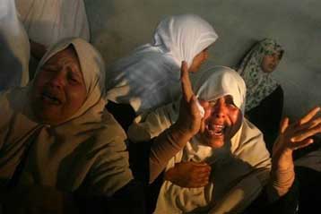 Διεθνής ανησυχία για τη δραματική ανάφλεξη στη Μέση Ανατολή