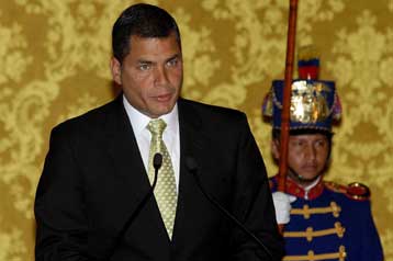 Για σχέσεις με τους αντάρτες των FARC κατηγορεί η Κολομβία τον πρόεδρο του Ισημερινού