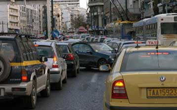 «Όχι» στα αστικά διόδια λένε οι δήμοι Αθήνας, Θεσσαλονίκης, Πάτρας και Βόλου