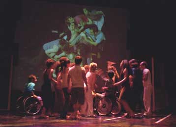 Φωτογράφοι και χορευτές, αρτιμελείς και μη, συναντιούνται επί σκηνής