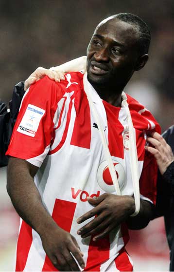 Δυο μήνες εκτός ο Λούα Λούα επιλέγοντας συντηρητική αγωγή