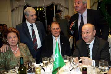 Πρωτάθλημα χωρίς δώρα, προέβλεψε ο Αργ. Μήτσου, ενωτικός ο Π. Γιαννακόπουλος